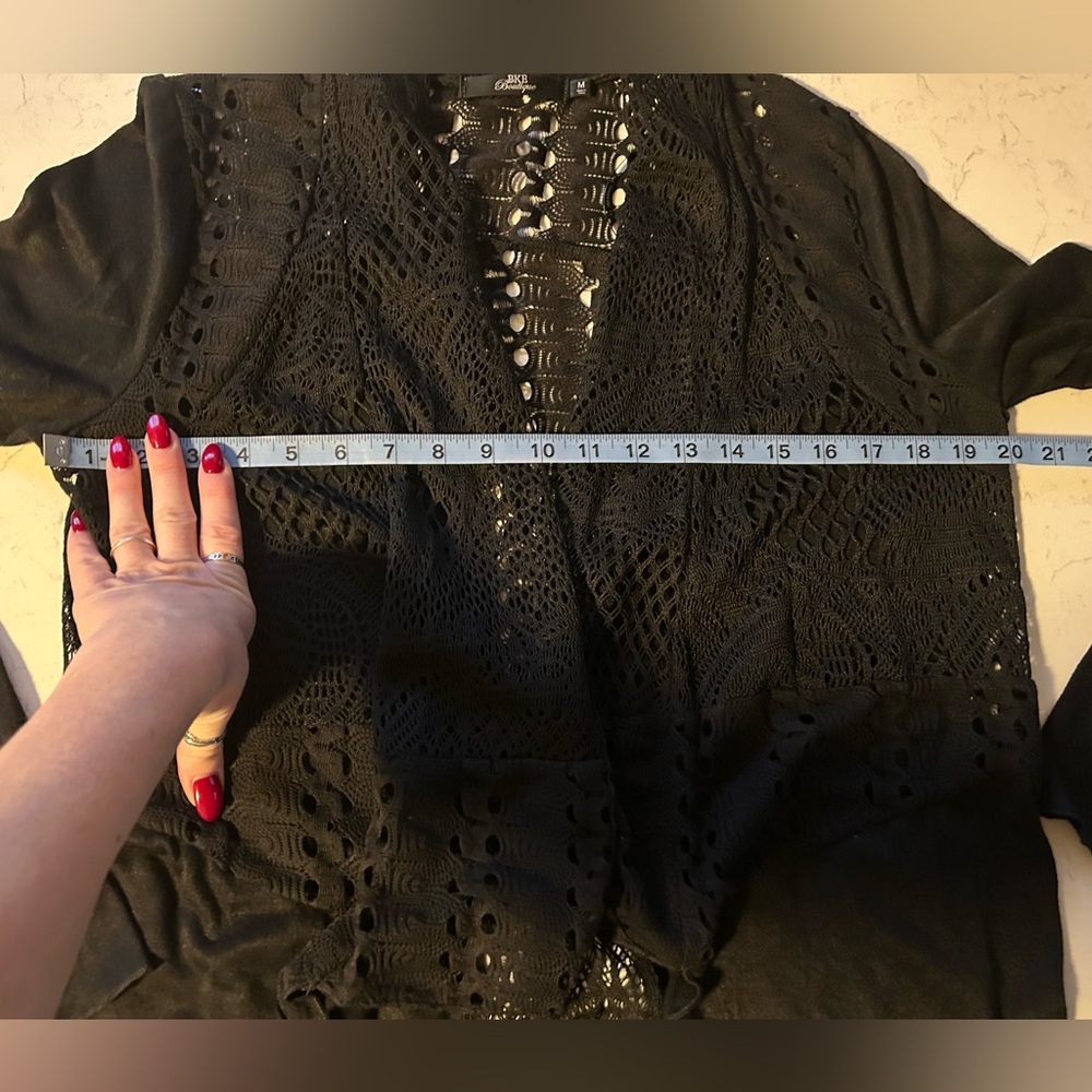 BKE Boutique Black Women's Crochet Lace Open-Front Cardigan - Picture 9 of 13